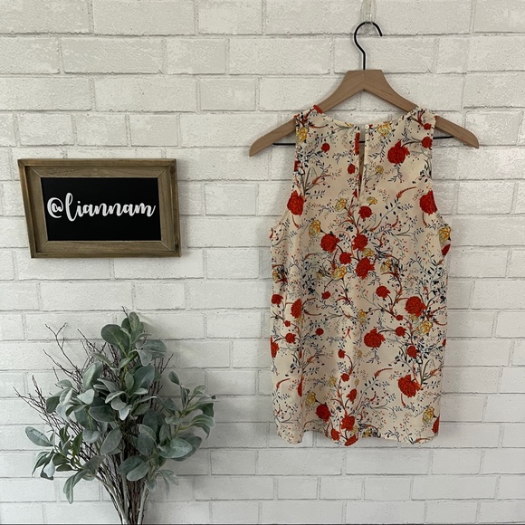 DALIA Cream Flowered Sleeveless Top - Picture 6 of 11